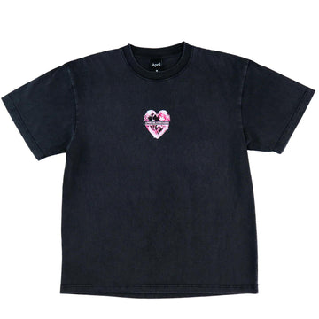 April - Heart Tee Vintage Black.