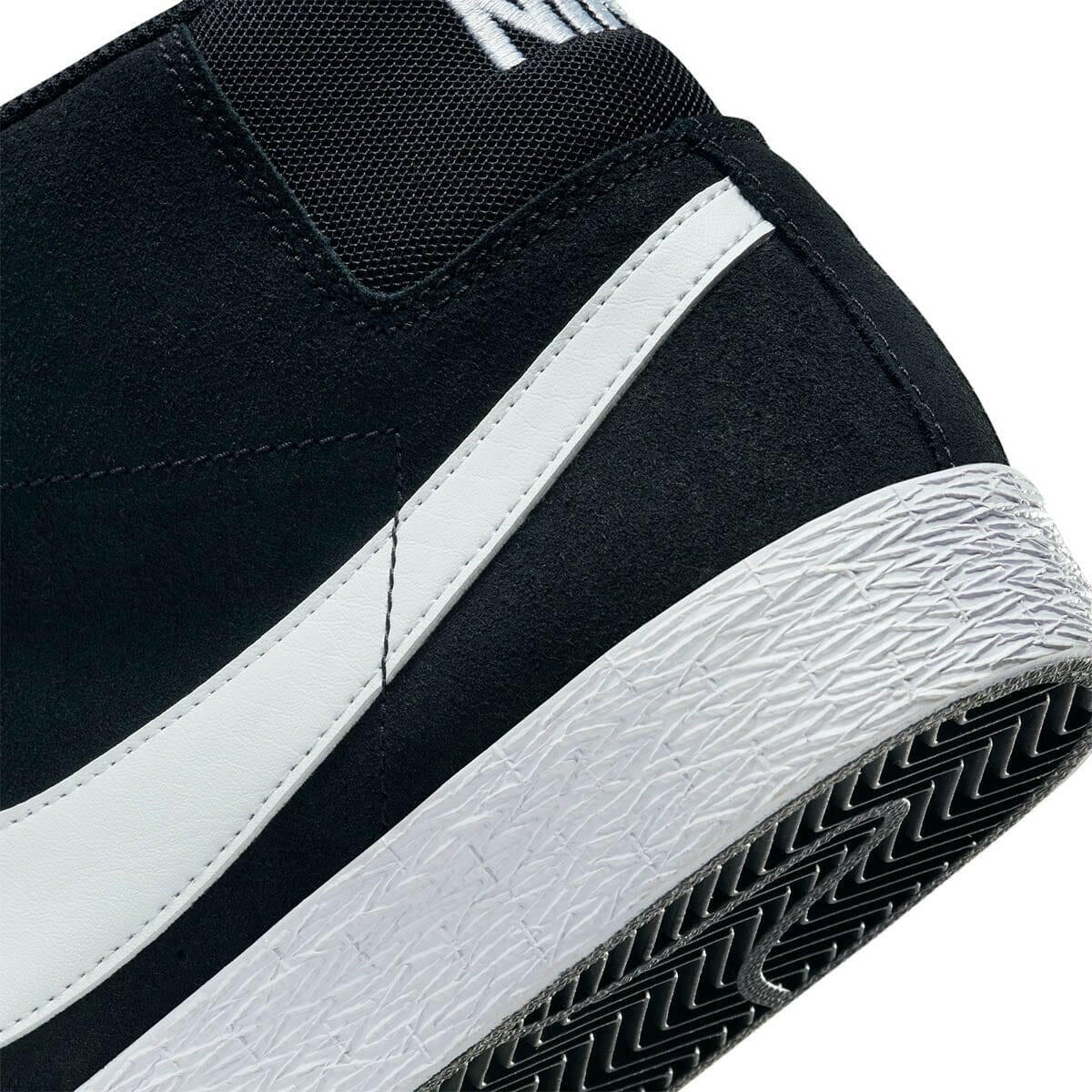 Nike SB - Blazer Mid Shoes Black/White-White-White.