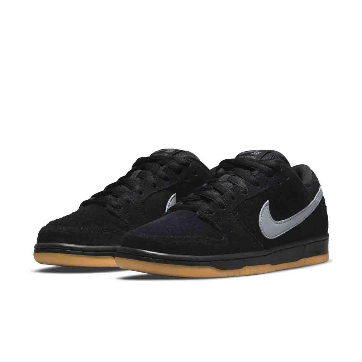 Nike SB - Dunk Low Pro Shoes Fog.