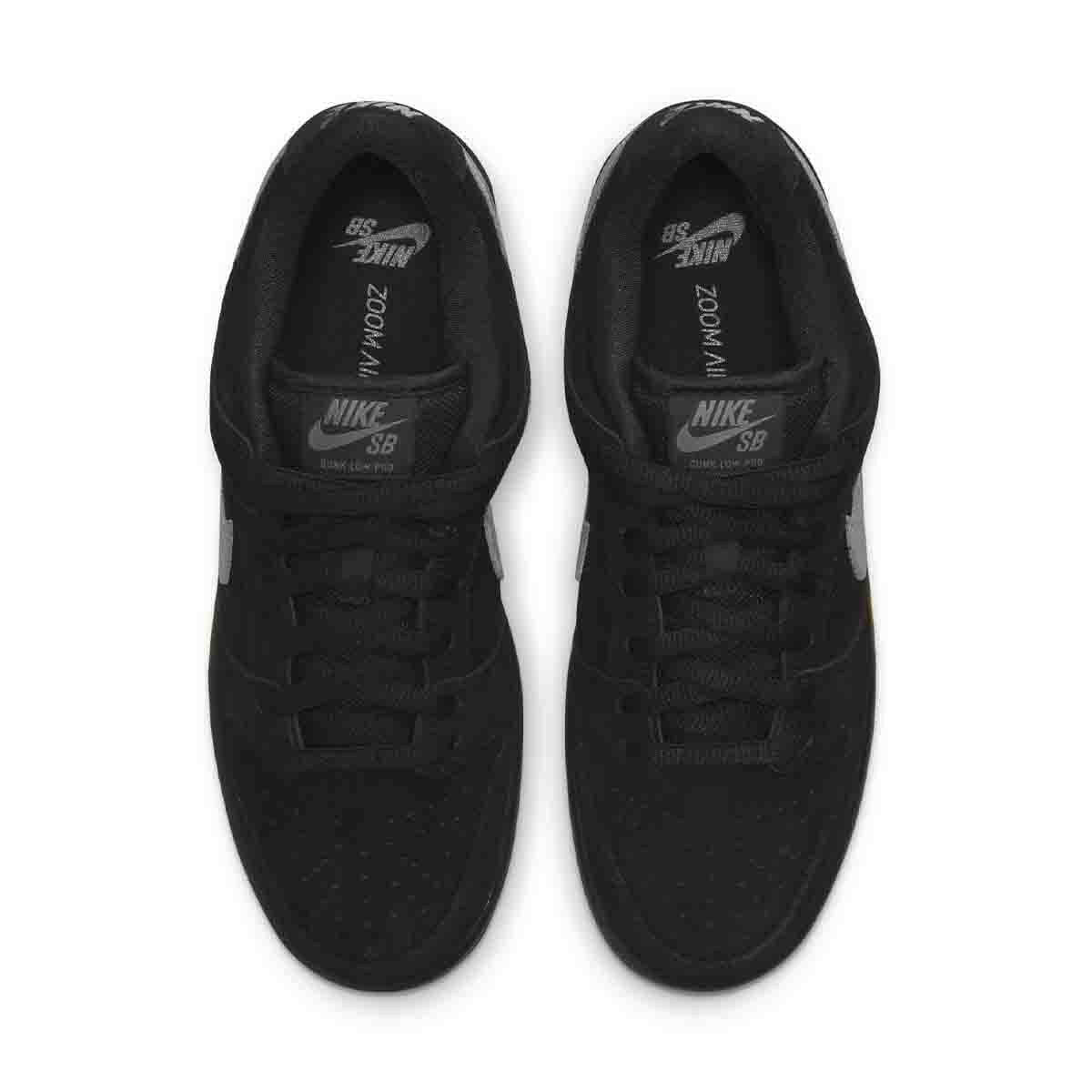 Nike SB - Dunk Low Pro Shoes Fog.
