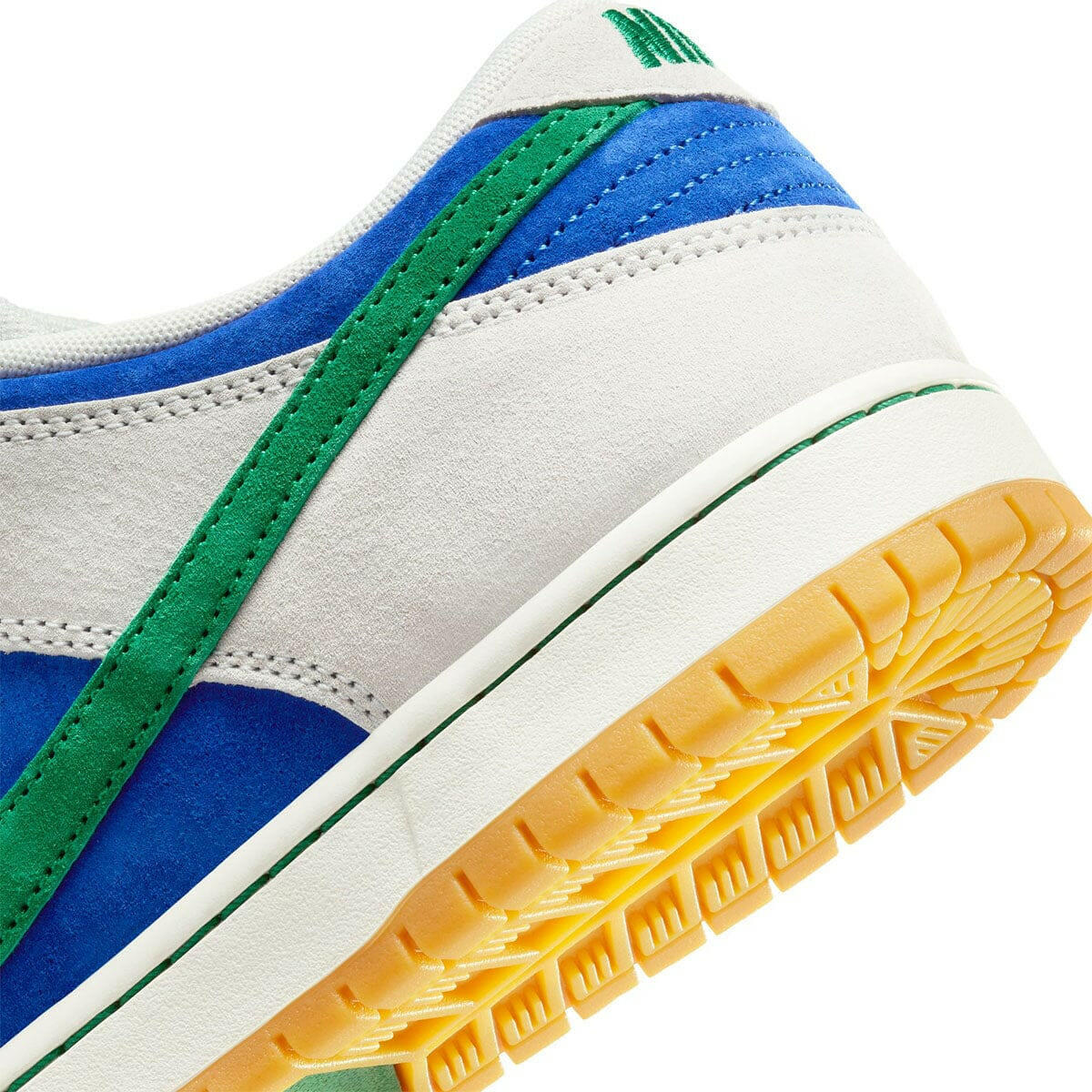 Nike SB - Dunk Low Pro Shoes Hyper Royal Malachite.
