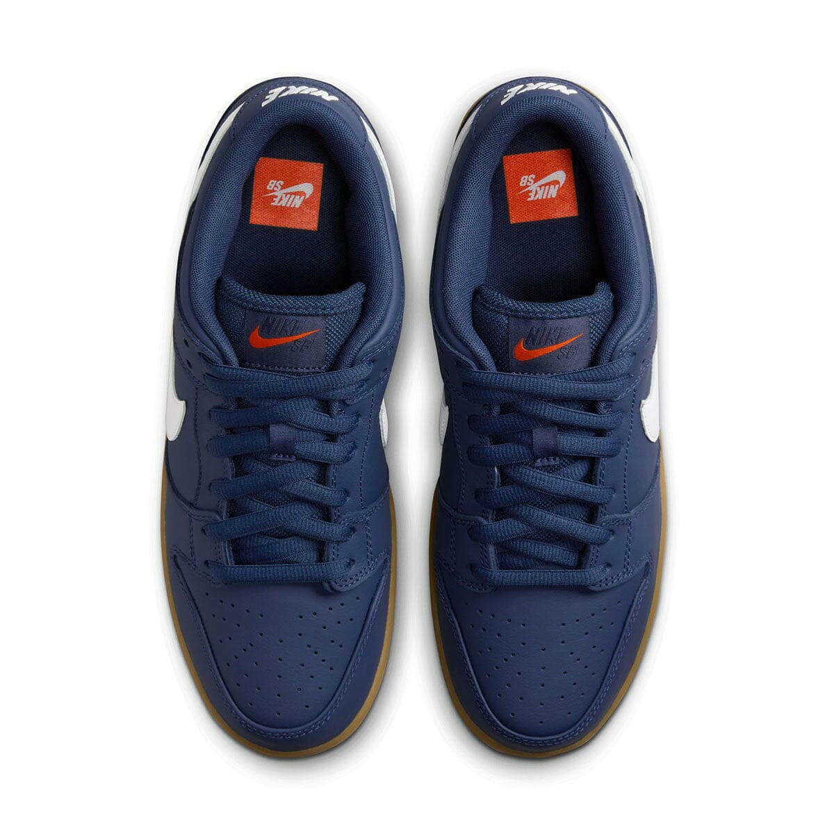 Nike SB - Dunk Low Pro Shoes Navy/Gum.