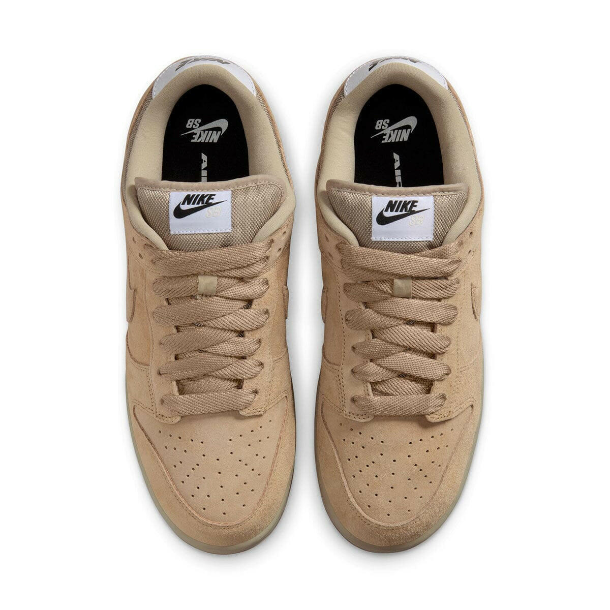 Nike SB - Dunk Low Pro Shoes Parachute/Beige.