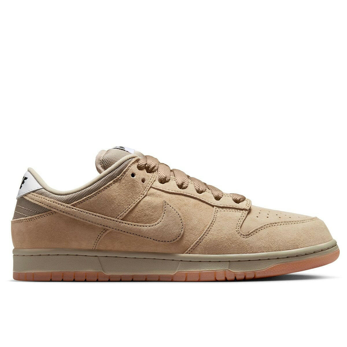 Nike SB - Dunk Low Pro Shoes Parachute/Beige.