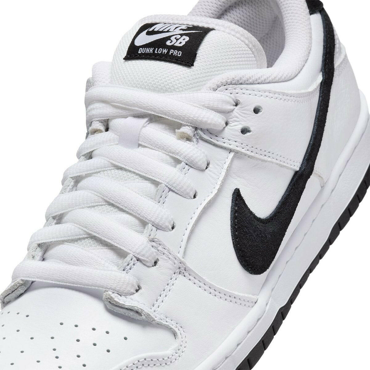 Nike SB - Dunk Low Pro Shoes White/Black.