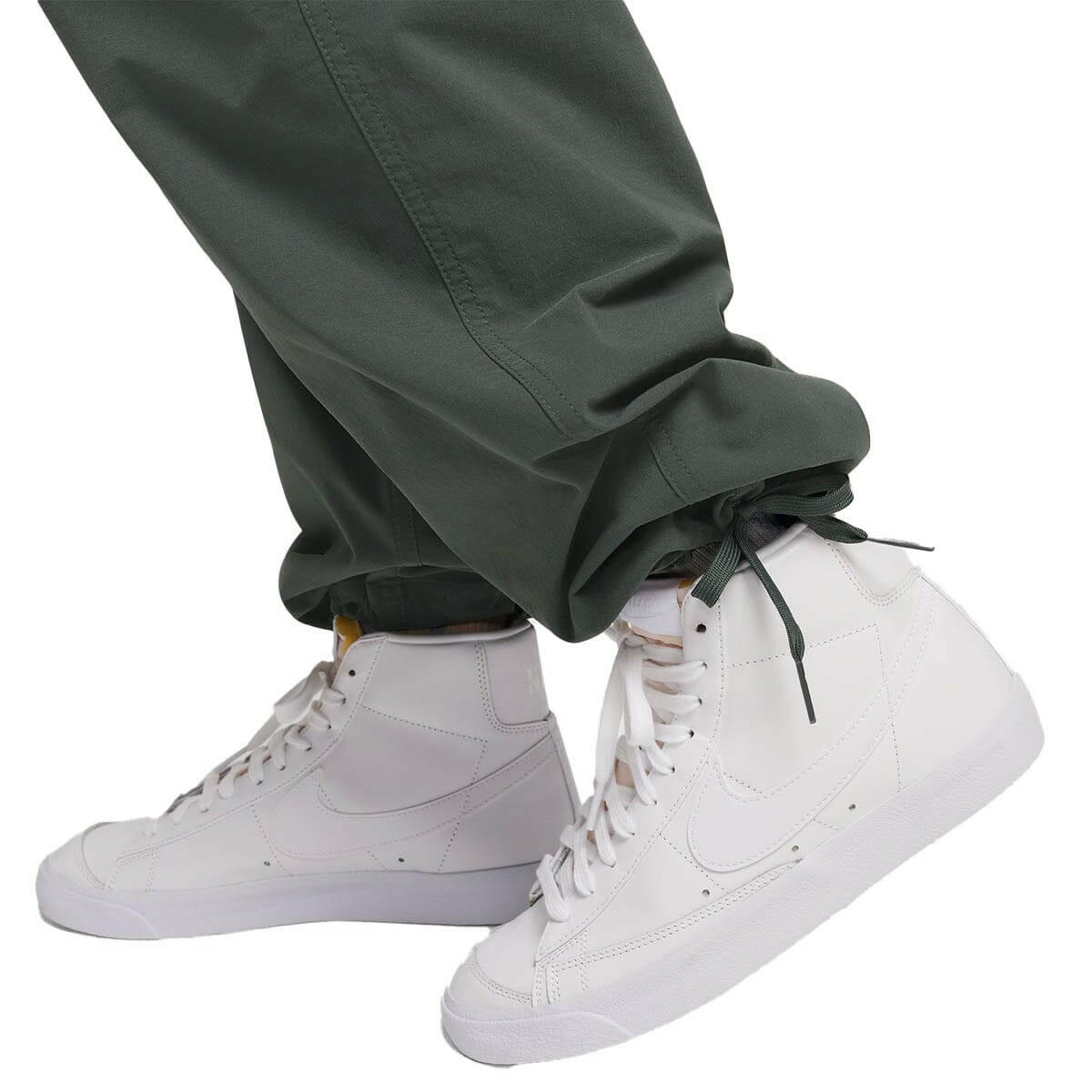 Nike SB - Dry Fit Kearny Cargo Pants Vintage Green.