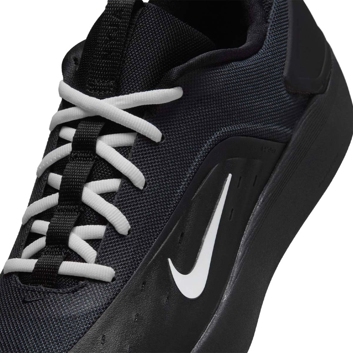 Nike SB Nyjah 4 Shoes Black/White.