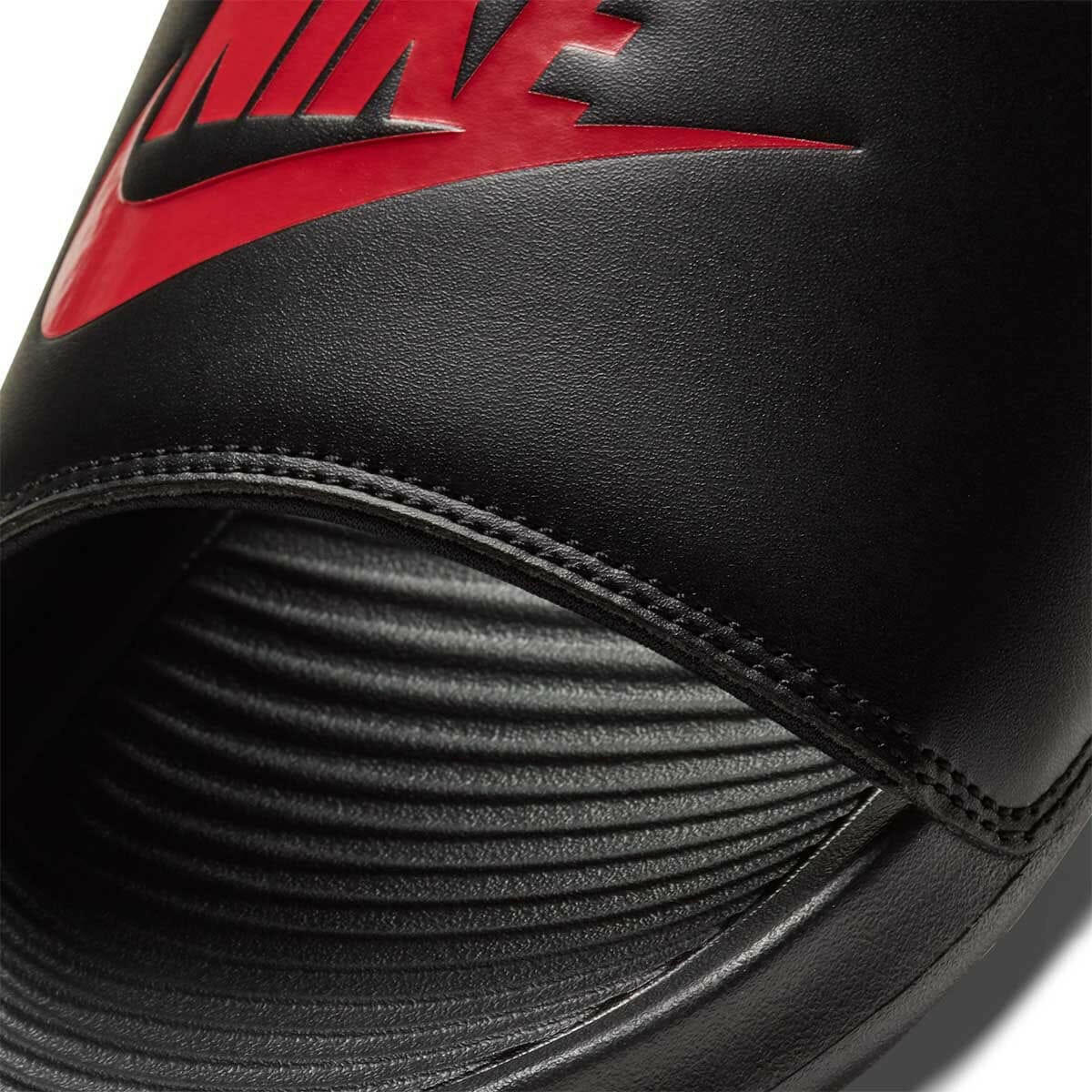 Nike - Victori One Slides Black/Red.