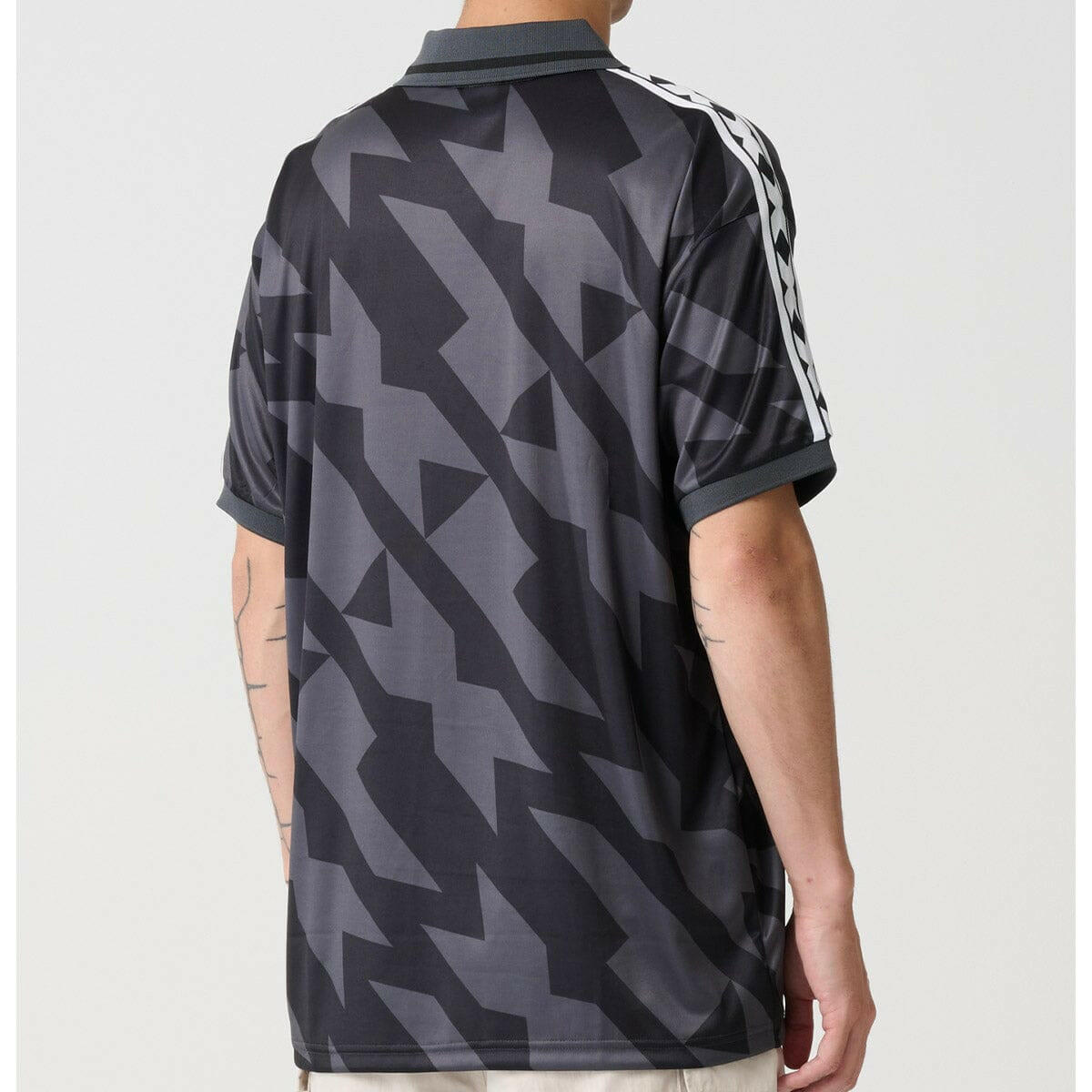 XLarge - Football Tee Black.