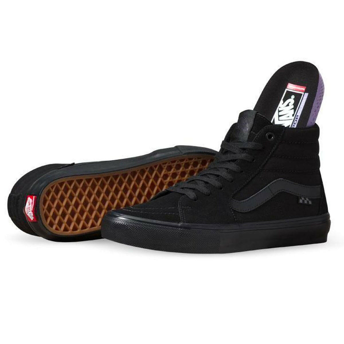 Vans - Skate Sk8 Hi Shoes Black/Black.